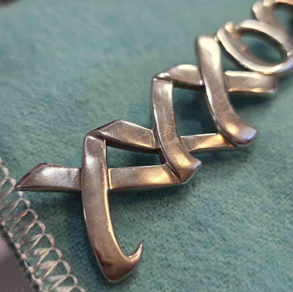 💋Tiffany & Co. XXXOOO Kisses & Hugs Paloma Picasso 925 Sterling Key Ring 🫂